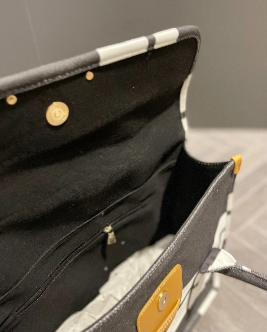 Prada woman handbag